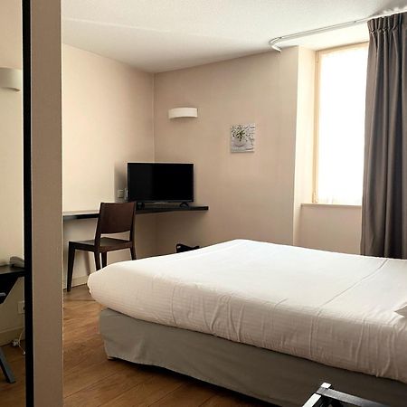 סאלן-לה-באן Logis Hotel Des Deux Forts מראה חיצוני תמונה