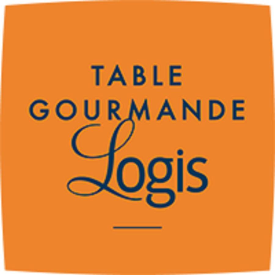 סאלן-לה-באן Logis Hotel Des Deux Forts מראה חיצוני תמונה