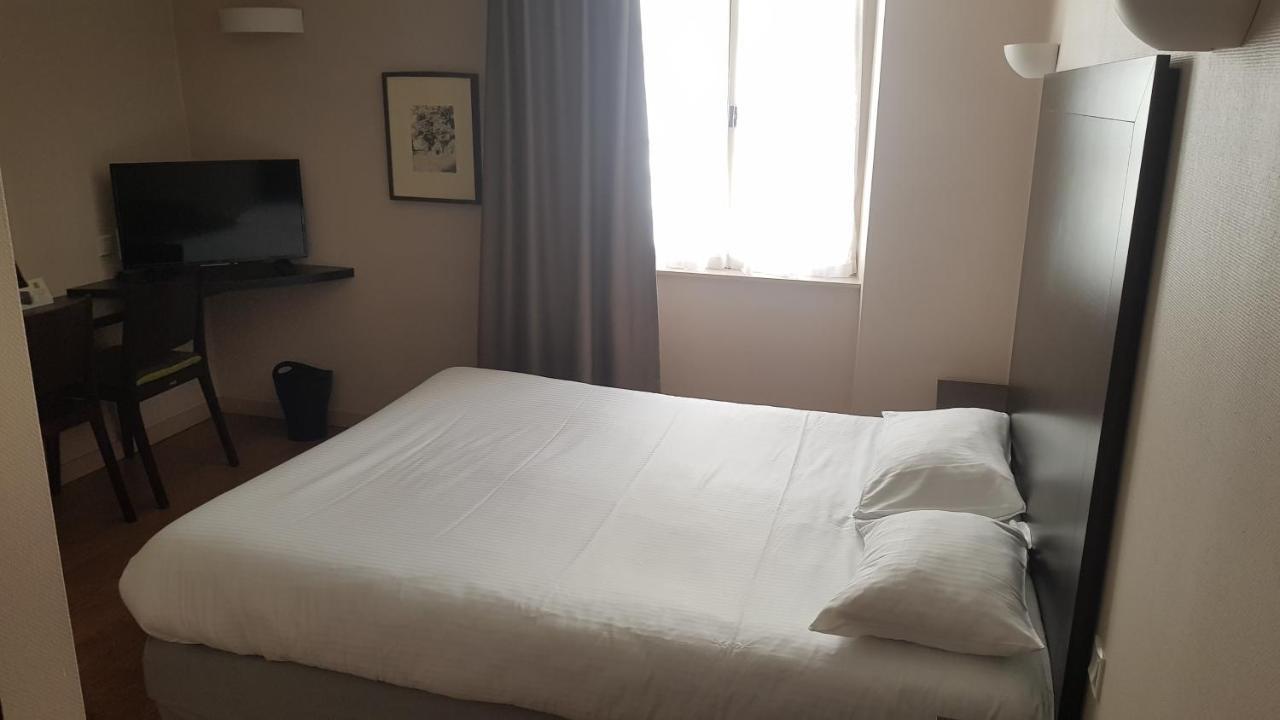 סאלן-לה-באן Logis Hotel Des Deux Forts מראה חיצוני תמונה