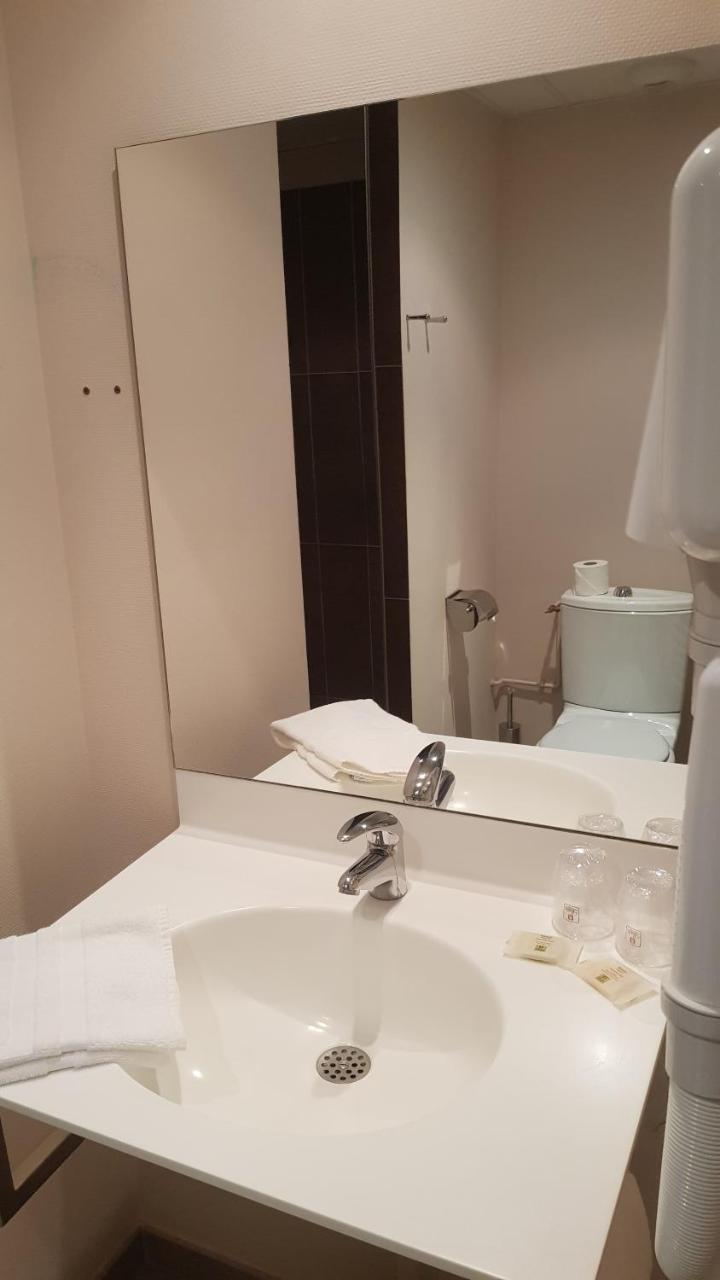 סאלן-לה-באן Logis Hotel Des Deux Forts מראה חיצוני תמונה