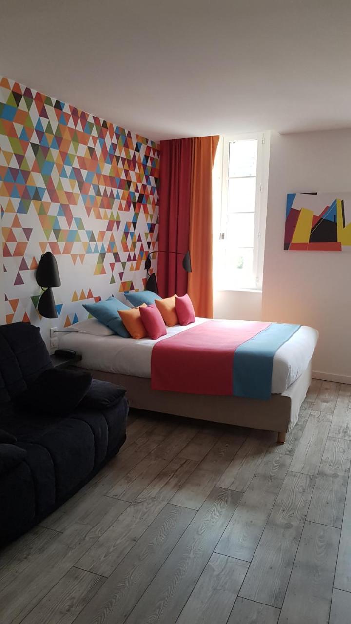 סאלן-לה-באן Logis Hotel Des Deux Forts מראה חיצוני תמונה